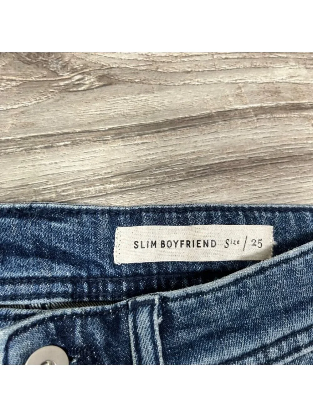 Pilcro And The Letterpress Slim Boyfriend Denim Rolled Shorts Blue Size 25 - Picture 7 of 7